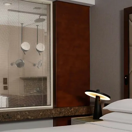 Sheraton Levent 5*