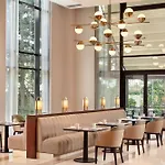 Sheraton Levent 5*
