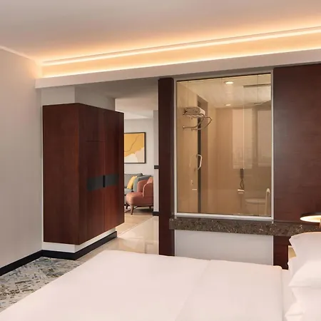 Sheraton Levent 5*