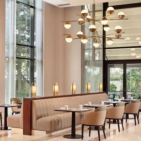 Sheraton Levent 5*